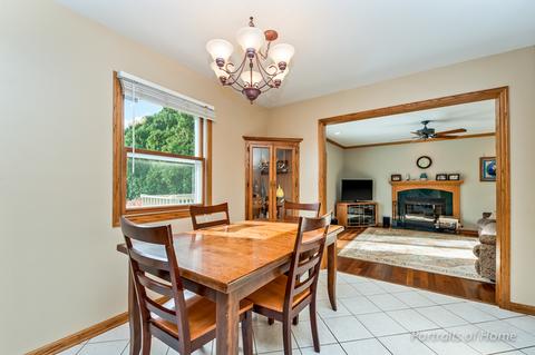 1414 Pershing Ave, Wheaton, IL 60189 photo 7
