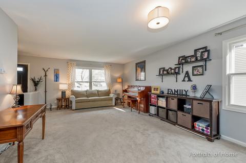 1414 Pershing Ave, Wheaton, IL 60189 photo 5