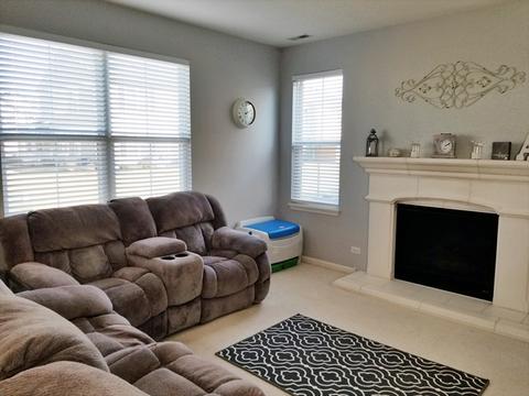 421 Acushnet St, Elgin, IL 60124 photo 12