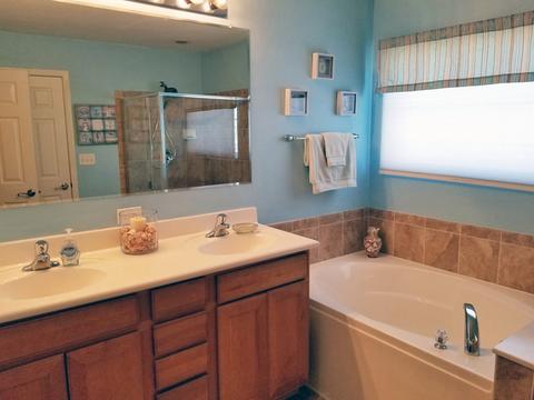 421 Acushnet St, Elgin, IL 60124 photo 23