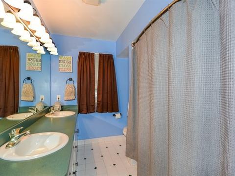 607 E Bevan Dr, Joliet, IL 60435 photo 7