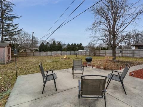607 E Bevan Dr, Joliet, IL 60435 photo 13