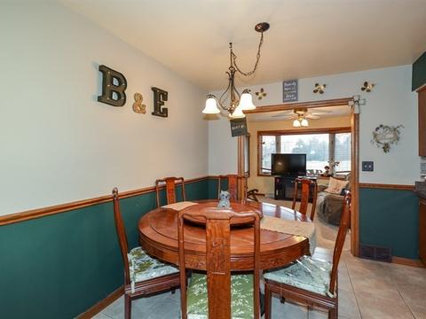 607 E Bevan Dr, Joliet, IL 60435 photo 3
