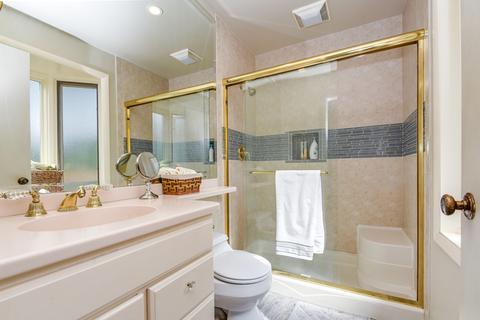 1425 Stonebridge Trl, Wheaton, IL 60189 photo 17