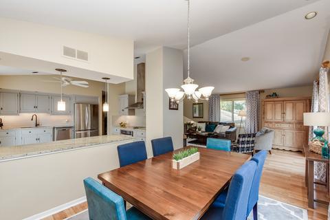 1425 Stonebridge Trl, Wheaton, IL 60189 photo 13