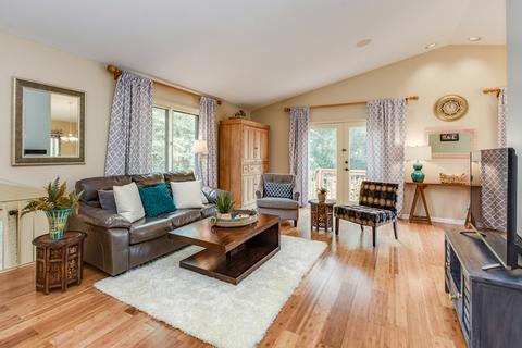 1425 Stonebridge Trl, Wheaton, IL 60189 photo 6