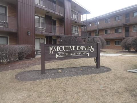 9618 W Higgins Rd #2C, Rosemont, IL 60018 photo 1