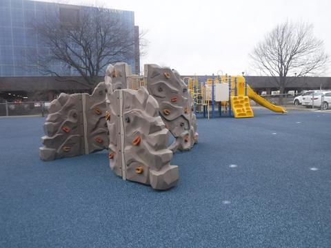 9618 W Higgins Rd #2C, Rosemont, IL 60018 photo 11