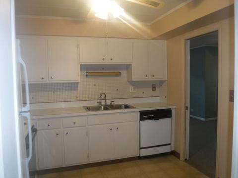 9618 W Higgins Rd #2C, Rosemont, IL 60018 photo 6
