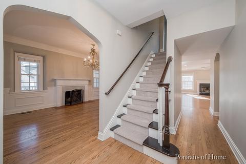24 W735 Merrill Dr, Wheaton, IL 60189 photo 3