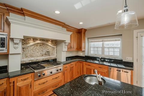 24 W735 Merrill Dr, Wheaton, IL 60189 photo 7