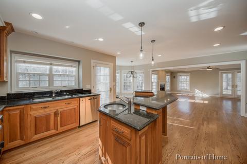 24 W735 Merrill Dr, Wheaton, IL 60189 photo 8