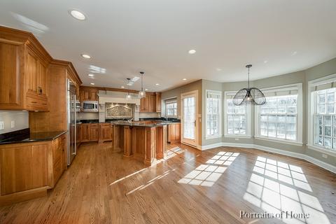 24 W735 Merrill Dr, Wheaton, IL 60189 photo 5