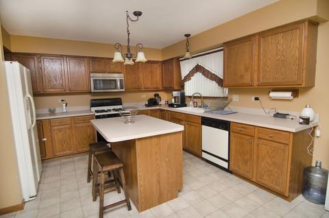 2706 Cedar Breaks Ct, Plainfield, IL 60586 photo 4