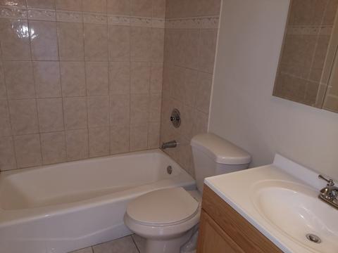 8302 47th St #4, Lyons, IL 60534 photo 6