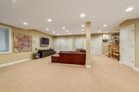 1566 Kittyhawk Ln, Glenview, IL 60026 photo 19