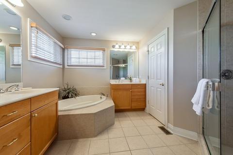 1566 Kittyhawk Ln, Glenview, IL 60026 photo 12