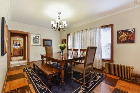 240 E 109th St, Chicago, IL 60628 photo 4