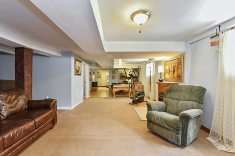 240 E 109th St, Chicago, IL 60628 photo 13