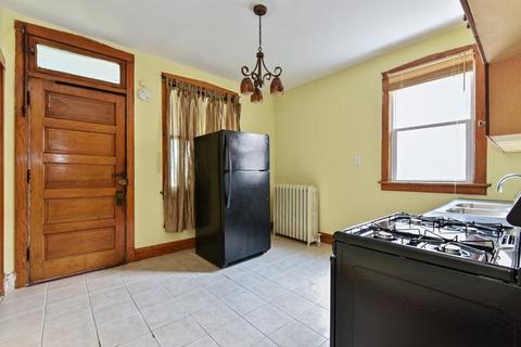 240 E 109th St, Chicago, IL 60628 photo 17