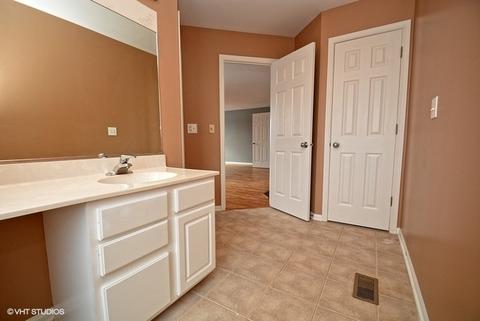 2155 Clementi Ln, Aurora, IL 60503 photo 18