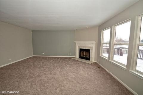 2155 Clementi Ln, Aurora, IL 60503 photo 8