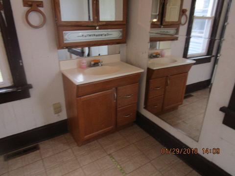 715 Aurora Ave, Aurora, IL 60505 photo 8