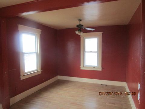 715 Aurora Ave, Aurora, IL 60505 photo 4