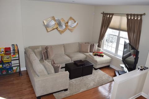 473 E Railroad Ave, Bartlett, IL 60103 photo 7