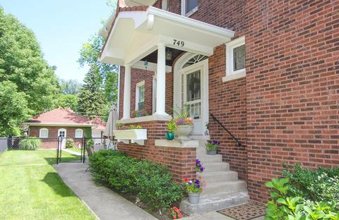 749 Jackson Ave, River Forest, IL 60305 photo 2