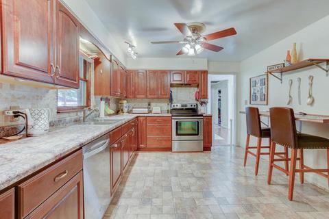 1915 Bellamy Dr, Champaign, IL 61821 photo 18