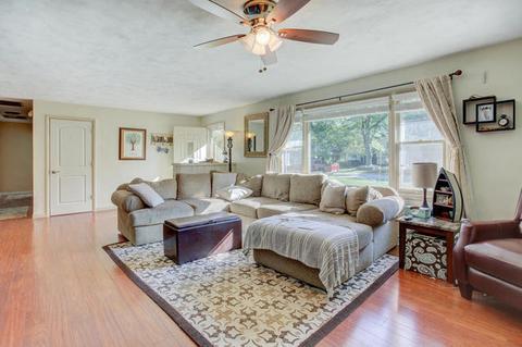 1915 Bellamy Dr, Champaign, IL 61821 photo 15