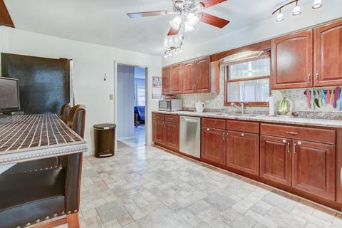 1915 Bellamy Dr, Champaign, IL 61821 photo 16