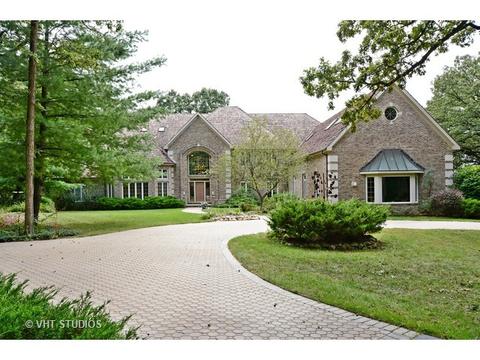 2 Eagle Pointe Dr, Barrington, IL 60010 photo 2