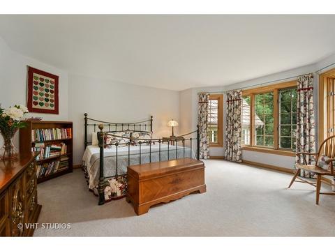 2 Eagle Pointe Dr, Barrington, IL 60010 photo 17