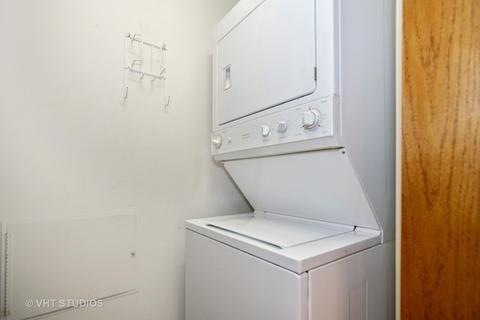 5 W Central Rd #212, Mount Prospect, IL 60056 photo 9