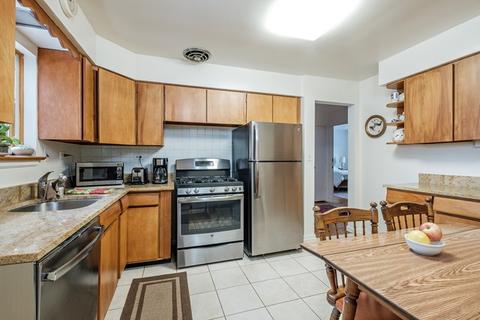 148 Maple Ave, Wilmette, IL 60091 photo 5