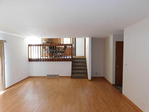 1715 Sundown Ln, Johnsburg, IL 60051 photo 11
