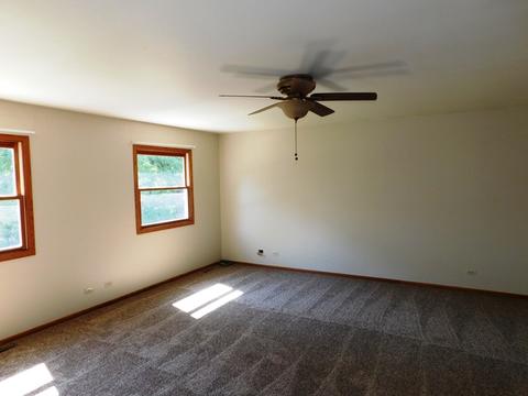 1715 Sundown Ln, Johnsburg, IL 60051 photo 13