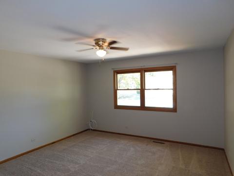 1715 Sundown Ln, Johnsburg, IL 60051 photo 18