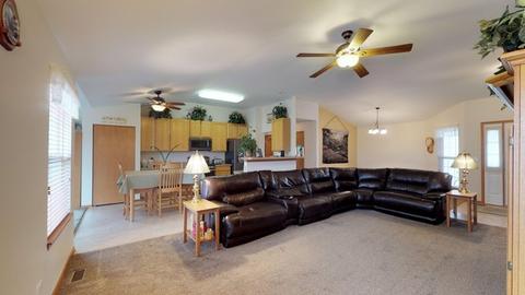 6813 Ayre Dr, Mchenry, IL 60050 photo 4