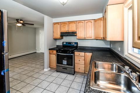 9452 Potter Rd, Des Plaines, IL 60016 photo 11