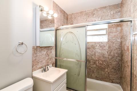 9452 Potter Rd, Des Plaines, IL 60016 photo 17
