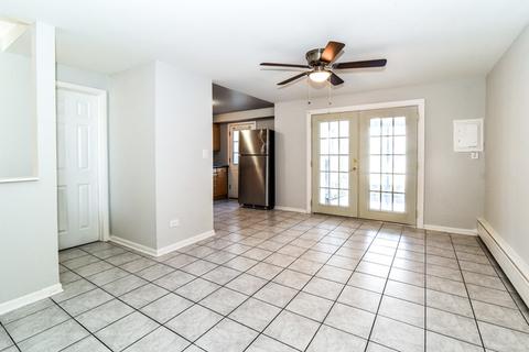 9452 Potter Rd, Des Plaines, IL 60016 photo 6