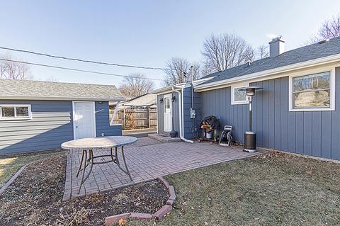 3200 Swallow Ln, Rolling Meadows, IL 60008 photo 11