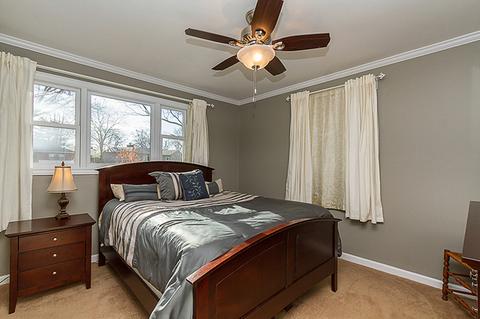 3200 Swallow Ln, Rolling Meadows, IL 60008 photo 8