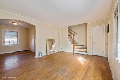 9604 S Jeffery Ave, Chicago, IL 60617 photo 2