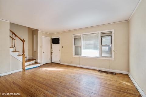 9604 S Jeffery Ave, Chicago, IL 60617 photo 3