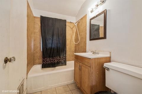 9604 S Jeffery Ave, Chicago, IL 60617 photo 8