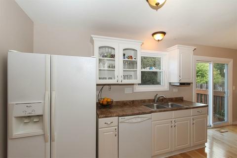 901 Perry Dr, Algonquin, IL 60102 photo 9